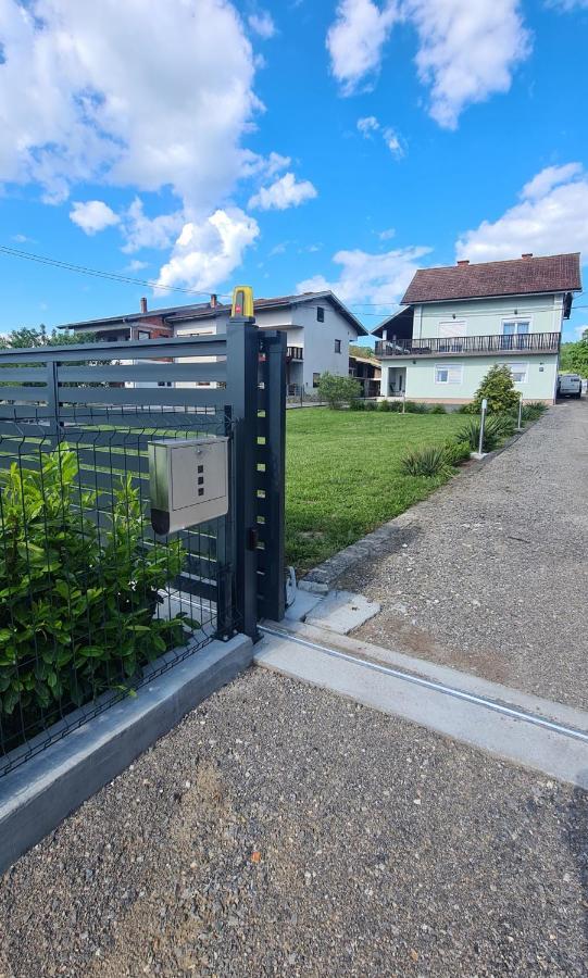 Apartman Lena Tusilovic Exteriér fotografie